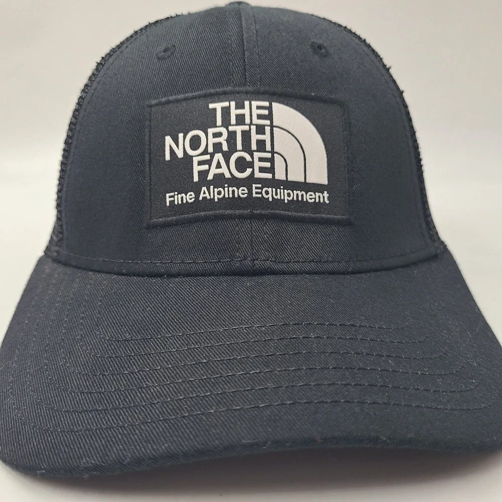 The North Face Hat Snapback Trucker Mesh Black White Fine Alpine Equipment Men